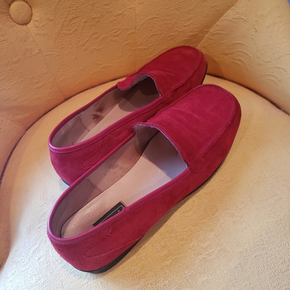 LL Bean Red Suede Leather Loafers 9 - Picture 6 of 6